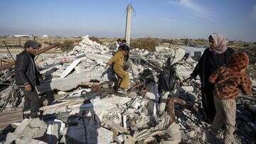 Palestinians confront a landscape of destruction in Gaza's 'ghost towns'