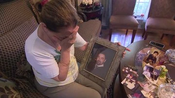 Man living in USA for 40 years faces being deported to Australia