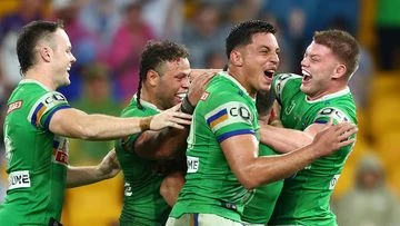 'Massive call' hands Raiders controversial golden point win