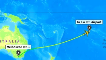 Qantas flight diverted after passenger reportedly bites crew member