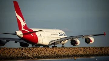 Hundreds stranded after Qantas jet forced to divert