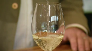 'Like the real thing': Aussie wine company makes bold low-alcohol claim