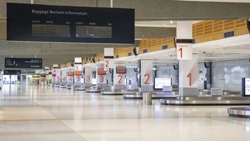 Holidays in ruins as states shut to NSW
