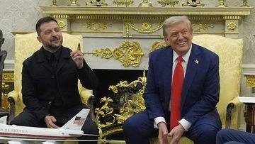 Back in the Oval Office, Zelenskyy wears a suit and Trump doesn't shout