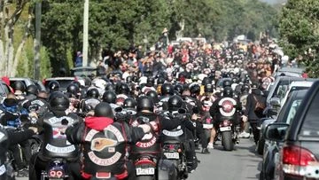 Mass burnouts farewell fallen bikie in New Zealand