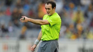 Ex-AFL umpire evaded police in 'panic' due to warrant
