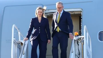 Hopes of immediate Trump meeting dashed as PM arrives in New York