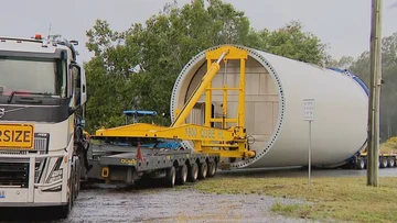 Fears overpass could be closed for a year after wind turbine jam