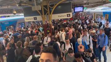 'Incredibly dangerous' vandalism blamed for major train delays in Melbourne