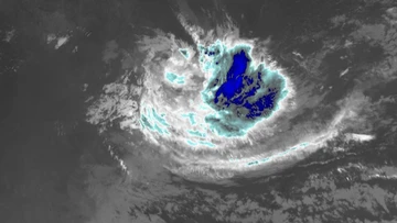 Ex-tropical cyclone set to 'slowly' cross mainland coast