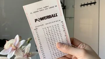 Last-minute swap leads to $60 million Powerball windfall