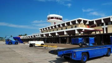 Person who hijacked small passenger plane in Belize dead, plane lands safely