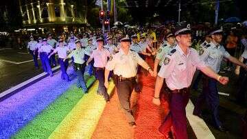 Sydney Mardi Gras vote to allow NSW Police to march in parade