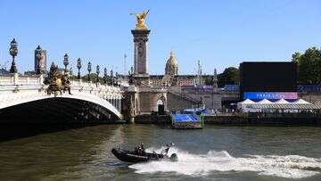 River Seine fails water quality test ahead of triathlon event