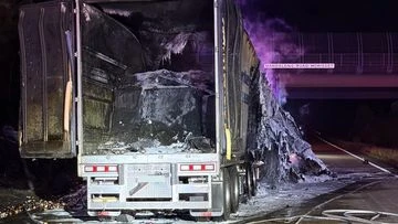NSW motorway closed after truck carrying onions crashes, burns