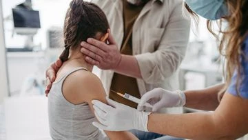 Hundreds of children hospitalised as flu cases soar in Queensland