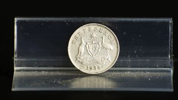 Australians are sitting on 'treasure' with old coin bids reaching 'thousands'