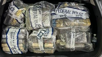 Second man charged over plot to import 140kg of cocaine into Queensland