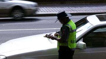 Banning ticketless parking fines puts inspectors in danger, union warns