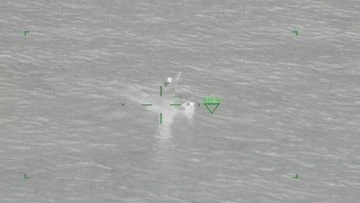 Three men rescued after boat capsizes in waters off Victoria
