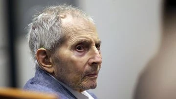 'He would like to murder me': Estranged brother of real estate heir testifies