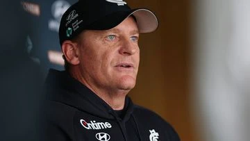 Michael Voss quits as Carlton coach after run of losses