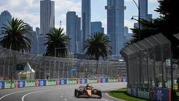 Fury over plans for longer public lockout for Albert Park before F1