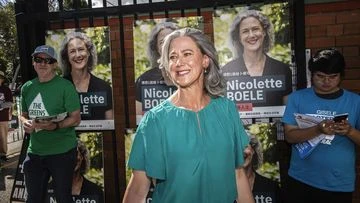 Teal takes lead in seat a week after it was called for Liberals