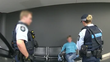Woman charged, kicked off flight after allegedly dancing in aisles during taxiing
