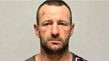 Body found in search for alleged Lake Cargelligo triple murderer