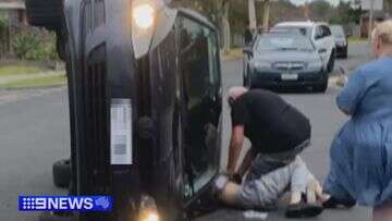 Man makes citizen's arrest after teens flip allegedly stolen car on Melbourne street