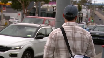 Undercover cops cracking down on drivers using their phones
