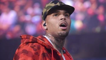 UK court orders singer Chris Brown freed on $10.4 million bail in assault case