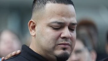 Wrongly deported man detained again in the US after brief taste of freedom