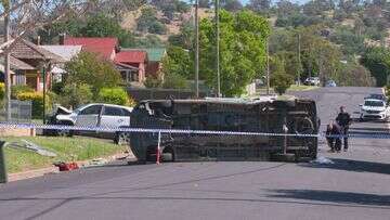 Man dead after minibus crash in New South Wales' central west