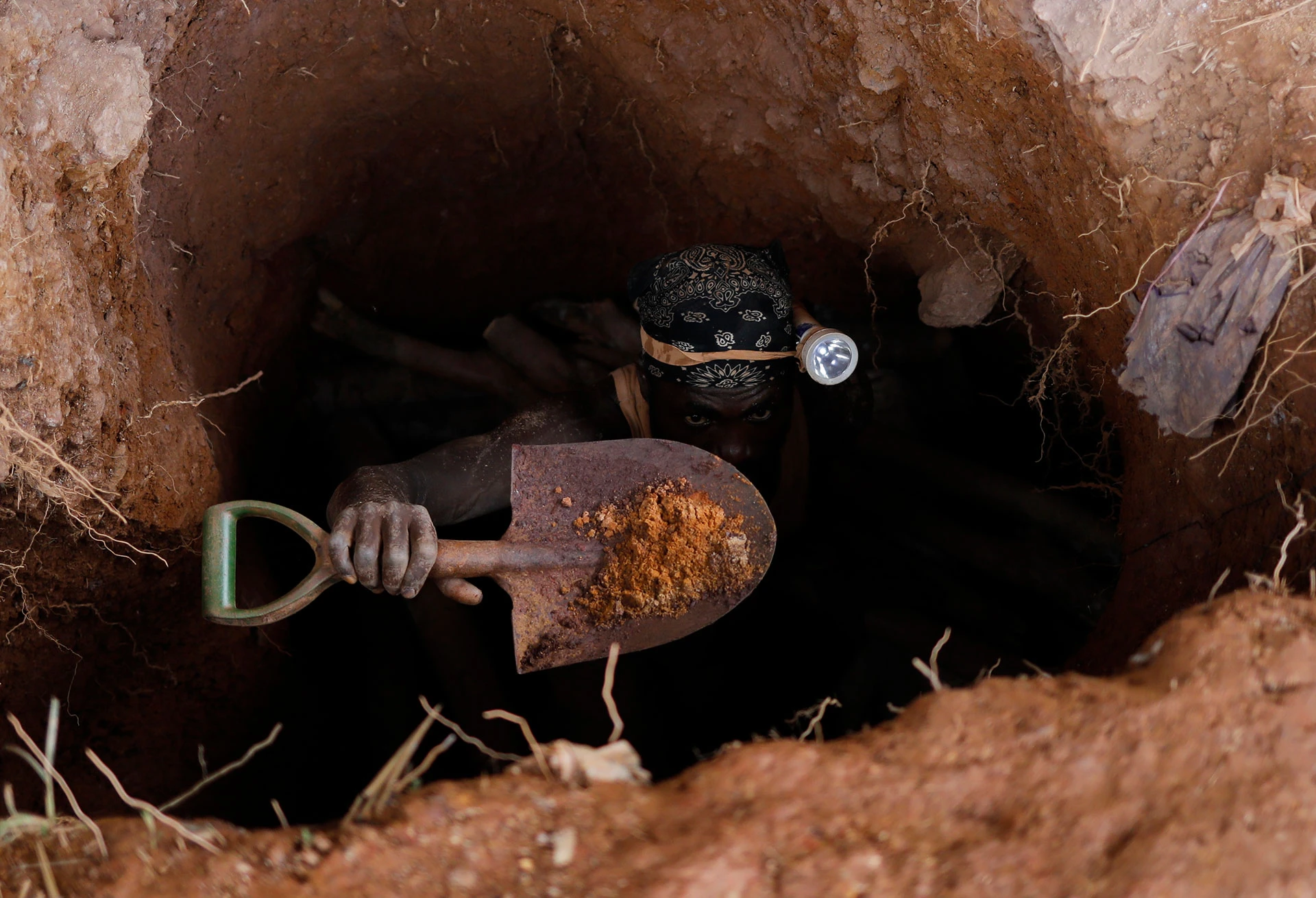 21 suspected illegal miners arrested after resurfacing at Sheba Mine