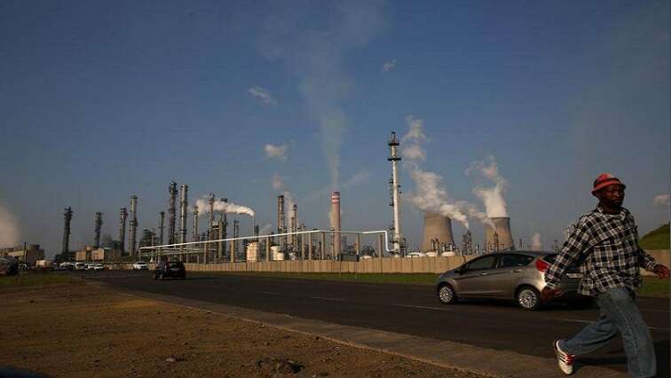 Sasol anticipates sharp decline in headline earnings of up to 77%