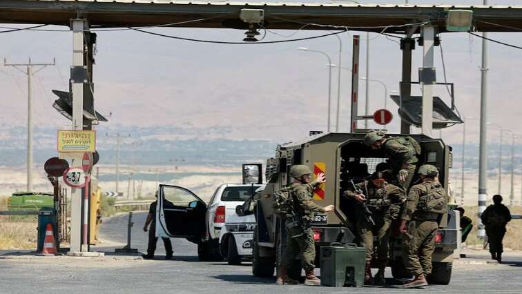 Gunman crossing from Jordan kills three Israelis at border