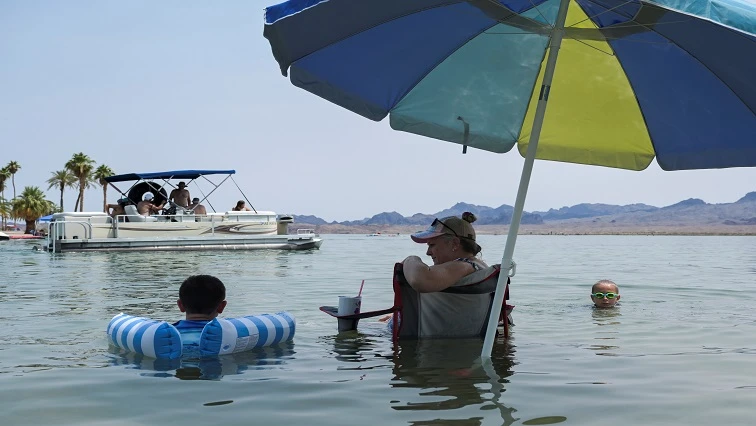 Cooling centers open in US Pacific Northwest ready for record heat wave