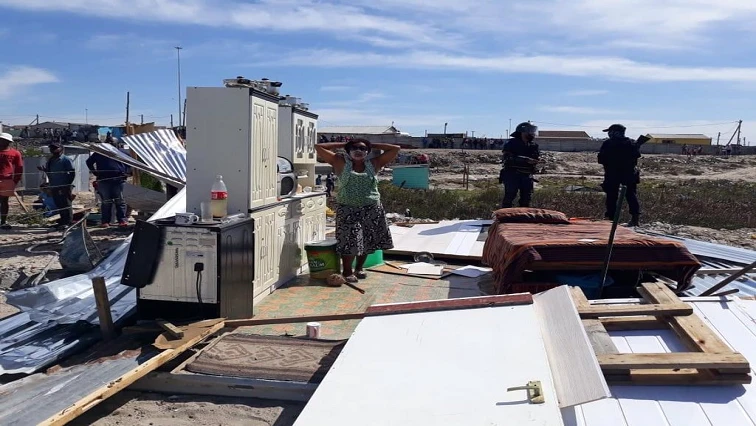 Abahlali Basemjondolo to march against corruption, forced removals