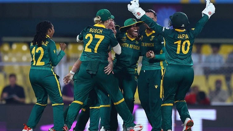 Reyneke’s last-ball six seals Proteas’ dramatic win over NZ
