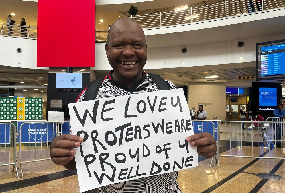 Proteas Women receive heroes welcome at OR Tambo