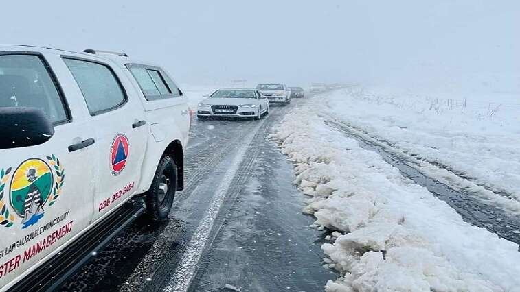 Heavy snowfall affects power and network connection in KZN Midlands