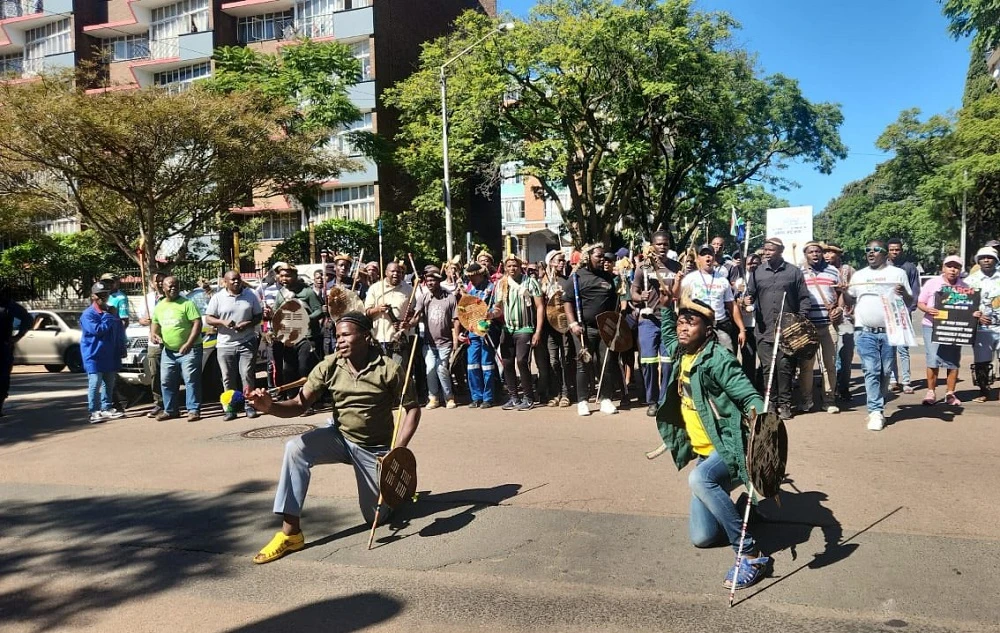 Citizens urged to work with law agencies to curb illegal immigration