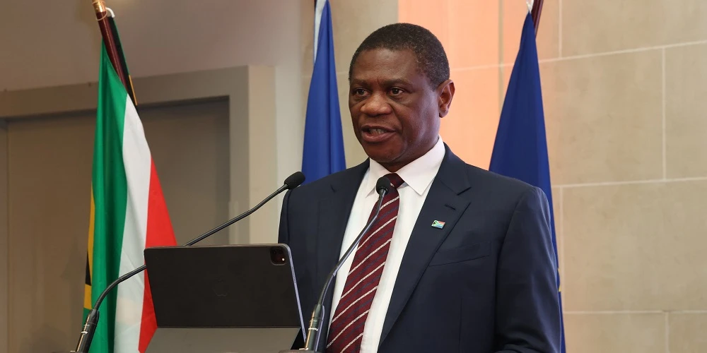 Mashatile unveils R940bn infrastructure plan, eyes French partnership