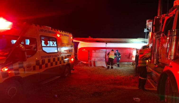 Resident says poor lighting partly to blame for Limpopo bus accident