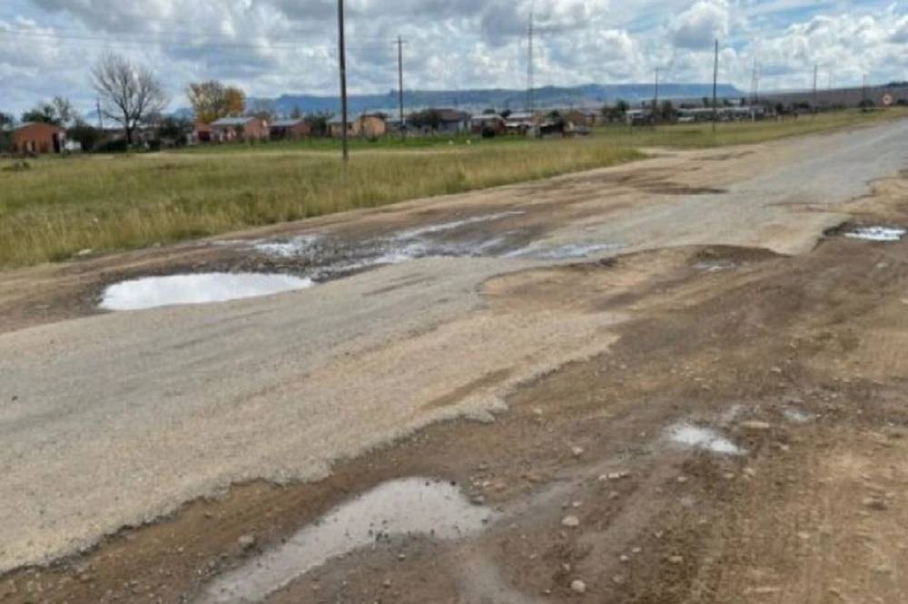 FS community up in arms govt doesn’t have funds to fix crucial road