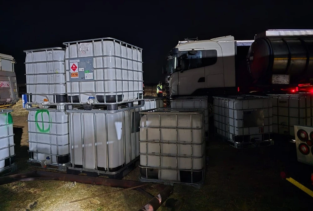 SARS, police raid massive illegal alcohol operation in Klipspruit