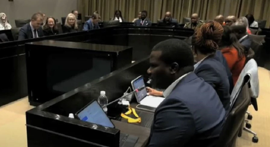 Committee debates handling of classified info in corruption probe