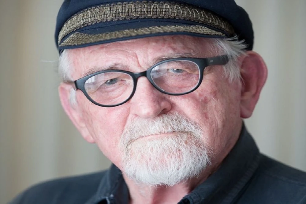 Late Terry Bell remembered for principled life